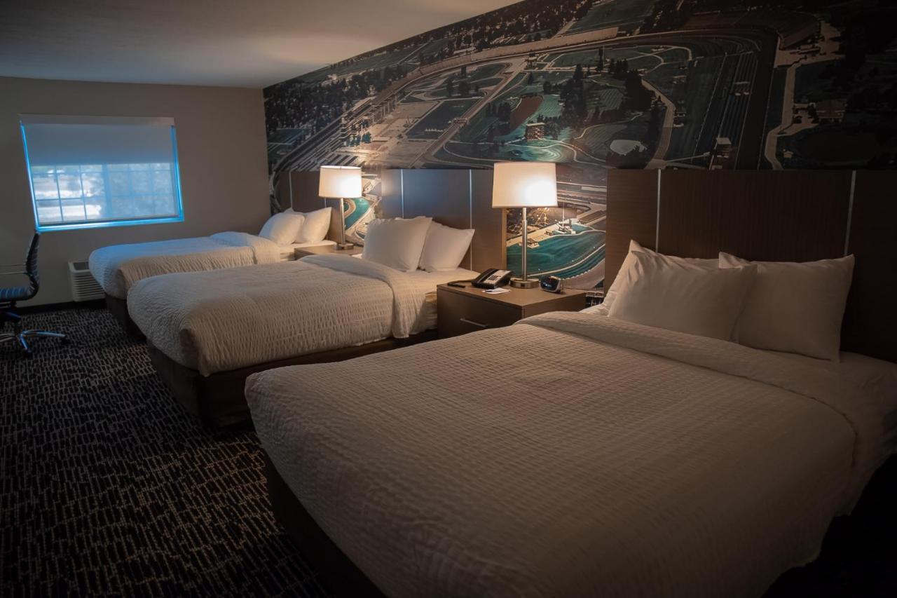 فندق Clarion Pointe Indianapolis Airport بلينفيلد المظهر الخارجي الصورة